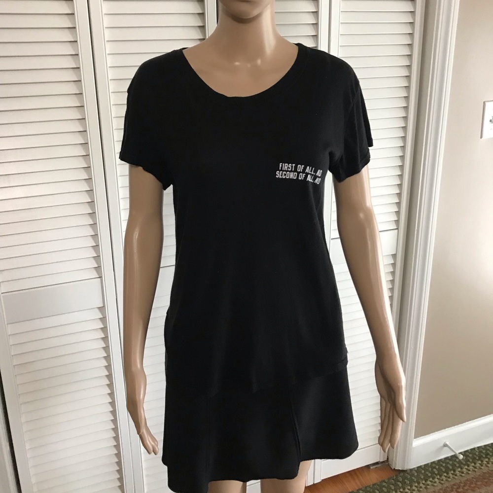 Brandy Melville‎ Graphic Shirt SZ ONE SIZE